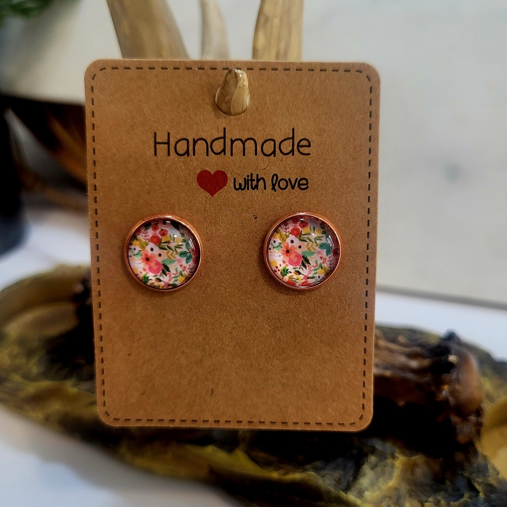 ⚠️Sold⚠️ Handmade Floral Earrings